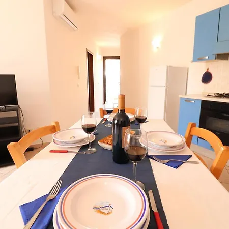House Holidays Margot To 6 Places * Otranto